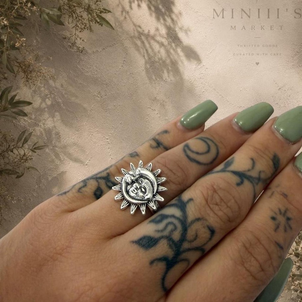 Silver Tone Celestial Sun & Moon Ring – Approx. Size 7.5-8